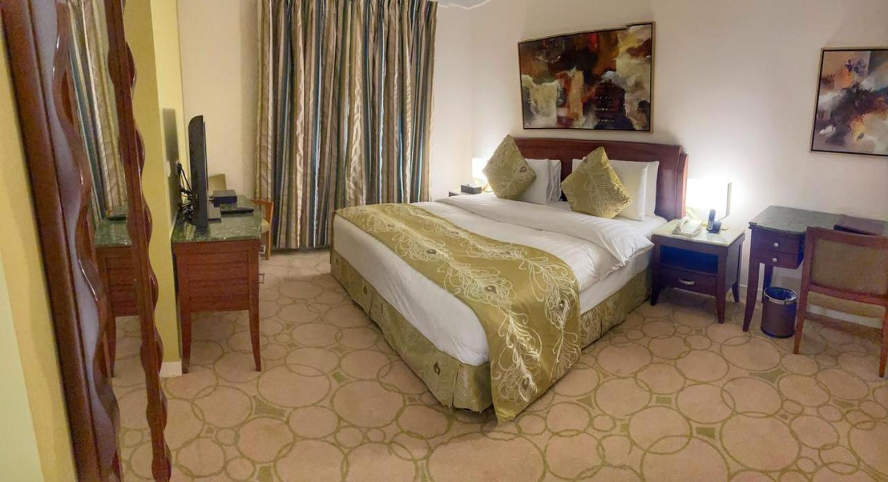 Hotel Vivienda 4*